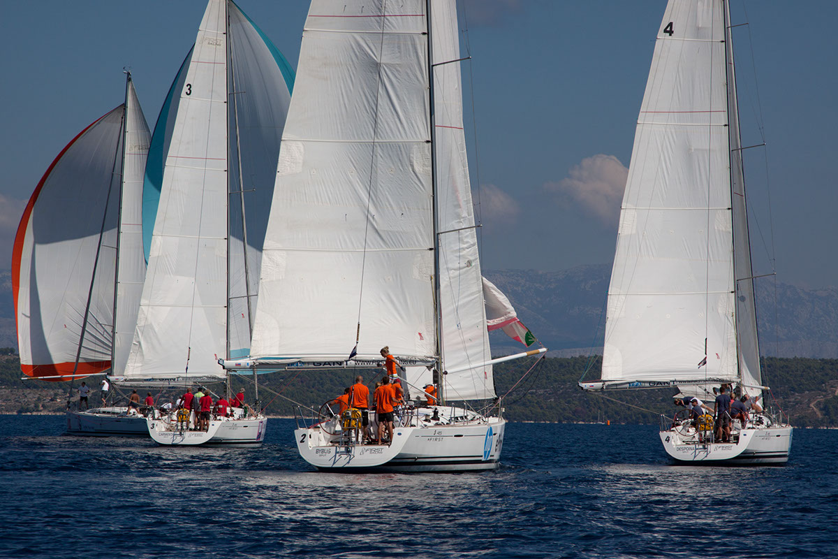It regatta 2012 7437